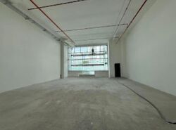 Space 18 (D12), Factory #545481801